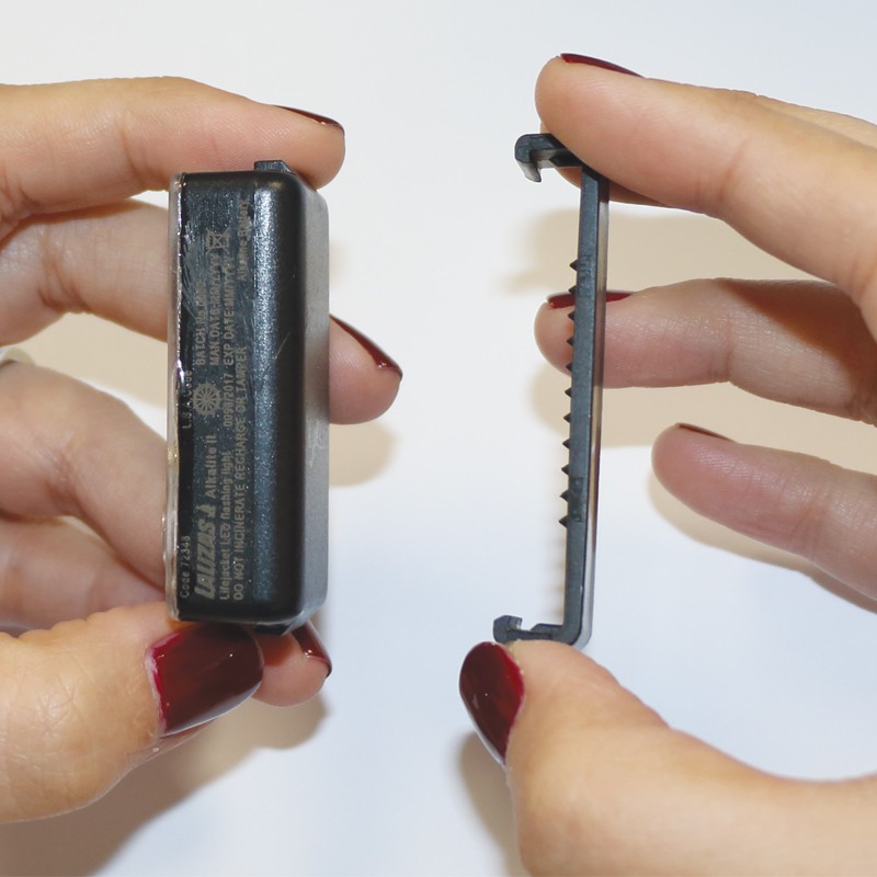 LALIZAS Lifejacket LED flashing light Alkalite II ON-OFF water activated, SOLAS/MED/USCG-MER Life-Saving Lights & Accessories